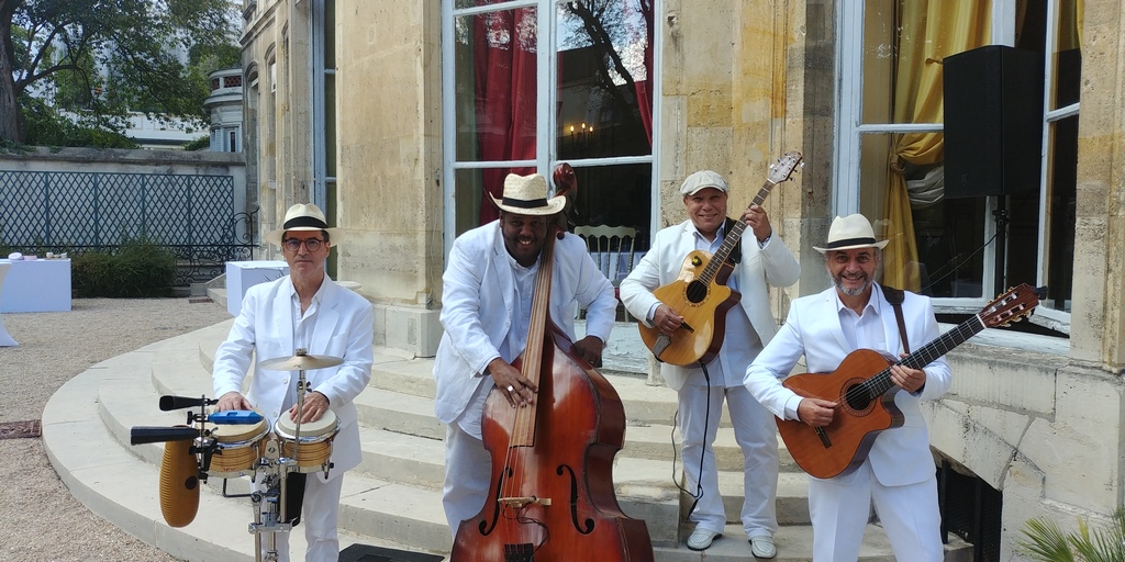 Groupe latino mariage en quartet